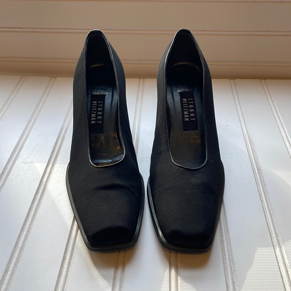 Stuart Weitzman chic black fabric pumps size 9.5